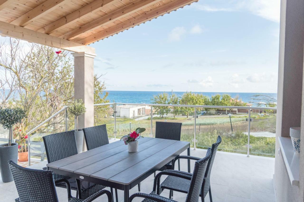 Villa Aelia Gardeno Vitalades Luaran gambar